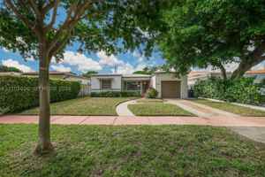 featured image of 590 W 50th St