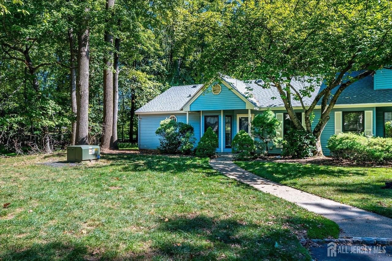 1801 Timber Oaks Rd - Photo 2 of 26