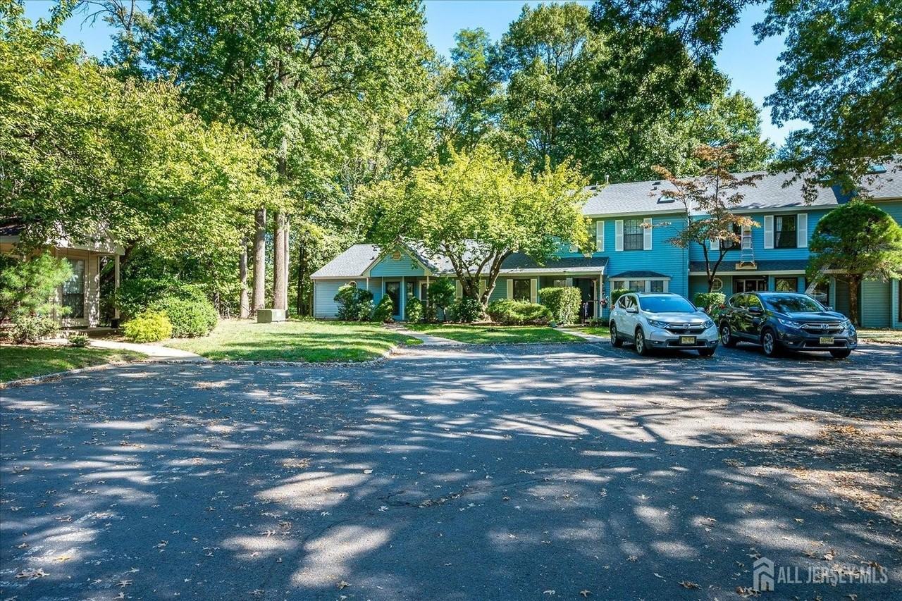 1801 Timber Oaks Rd - Photo 3 of 26