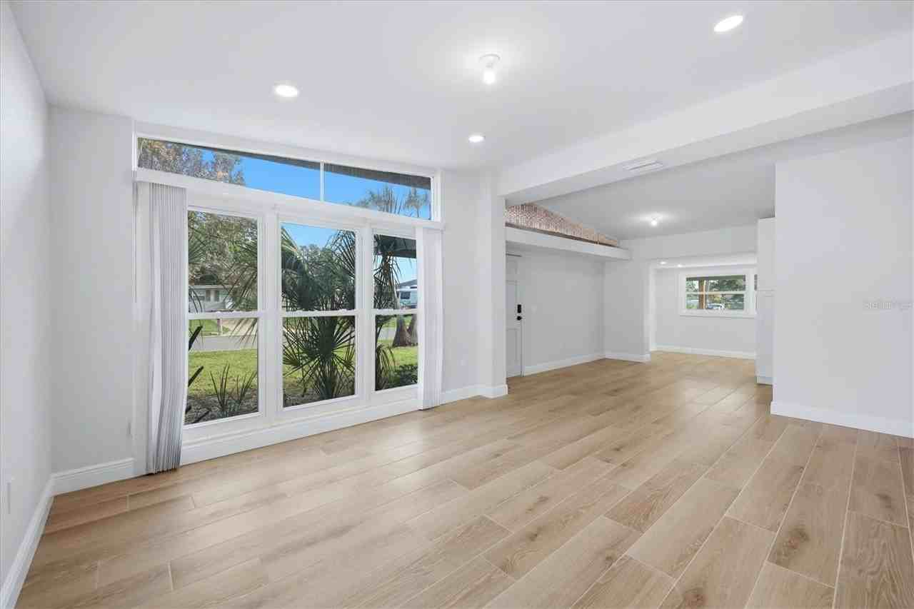 2320 Colgate Ave - Photo 6 of 47