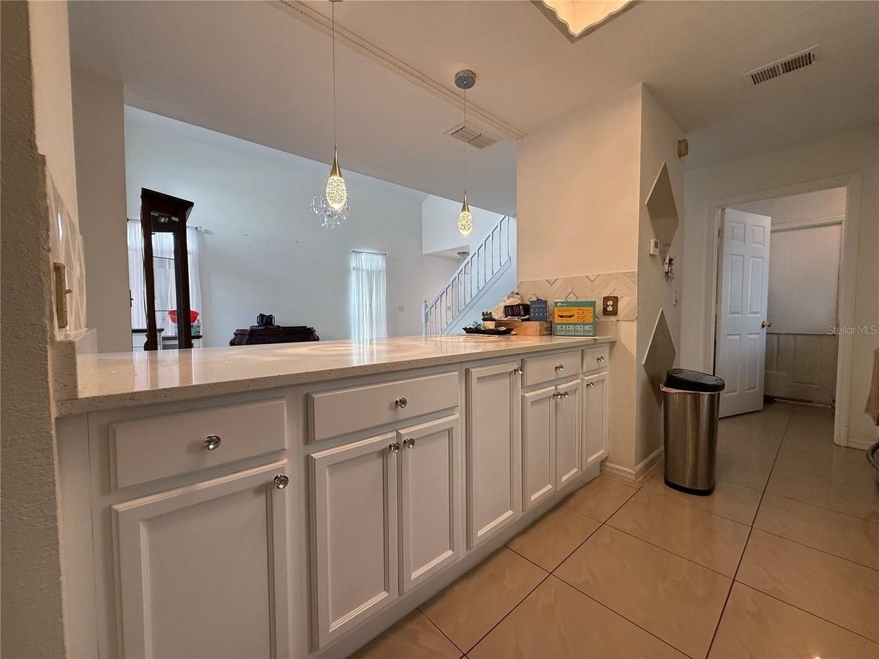 737 Country Woods Cir - Photo 6 of 7