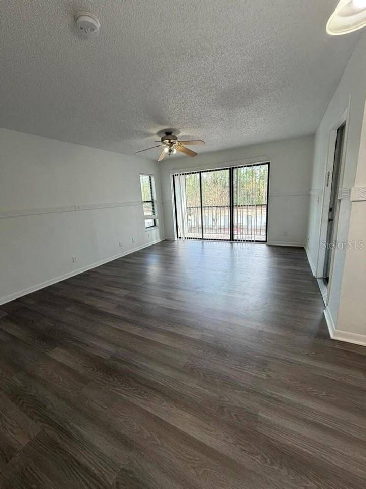 1322 S Pine Ridge Cir - Photo 4 of 24
