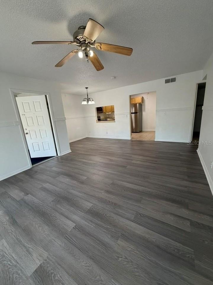 1322 S Pine Ridge Cir - Photo 5 of 24