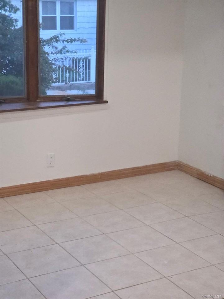 4 Highland Ct - Photo 2 of 9