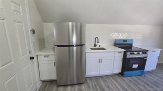 48 S Clinton St - Photo 1 of 1