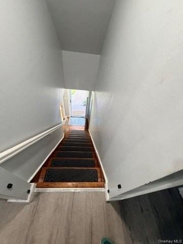 168 Walton Ave #2 - Photo 5 of 20