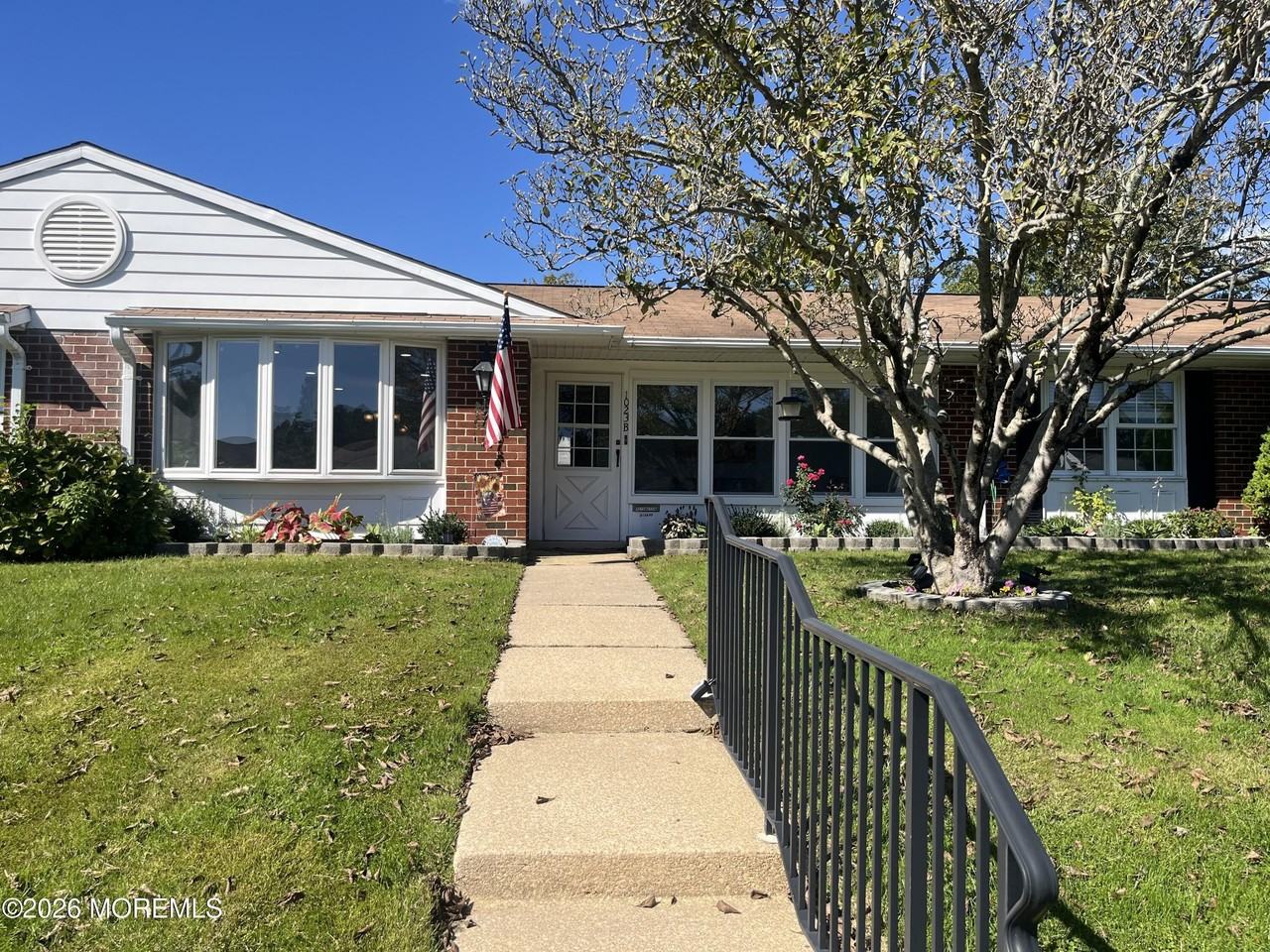 1023B Shetland Dr #B - Photo 2 of 26