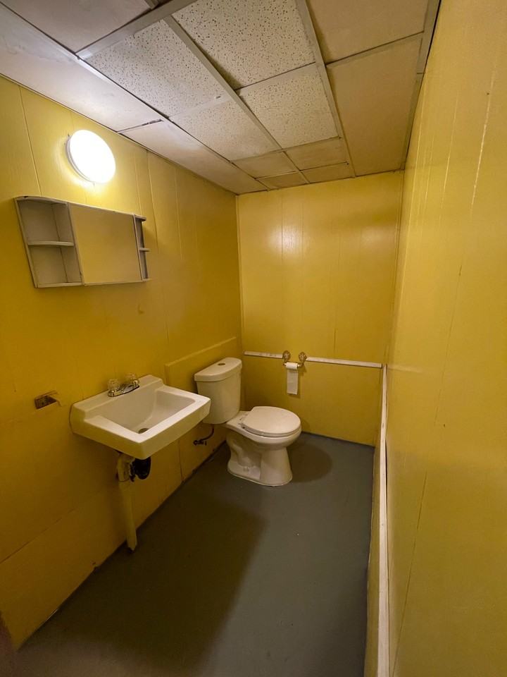 518 Winston Ave - Photo 4 of 7