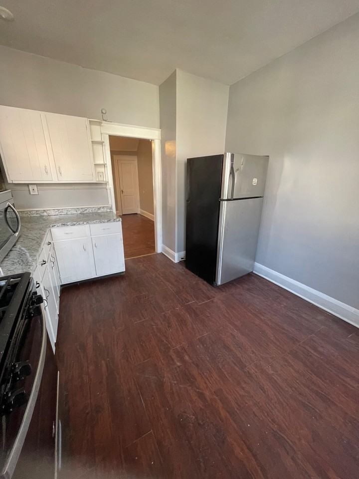 518 Winston Ave - Photo 6 of 7