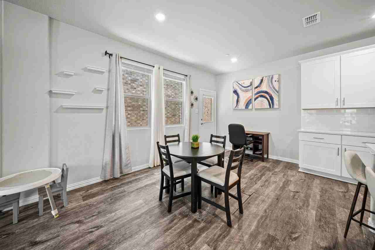 4129 Bullwhip Creek Ln - Photo 7 of 30