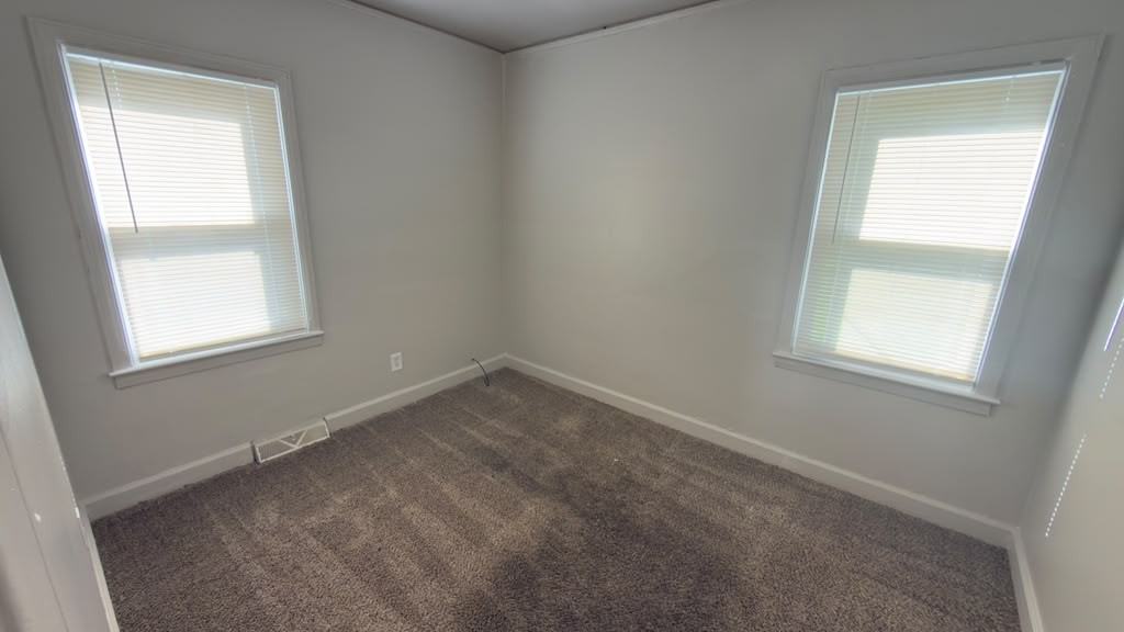 11385 Saint Marys St - Photo 5 of 14