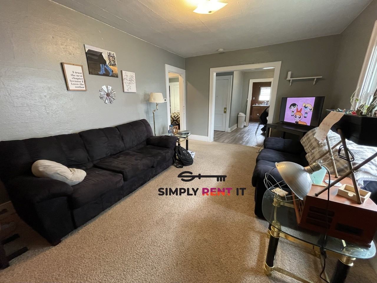 512 Hayward Ave - Photo 3 of 12