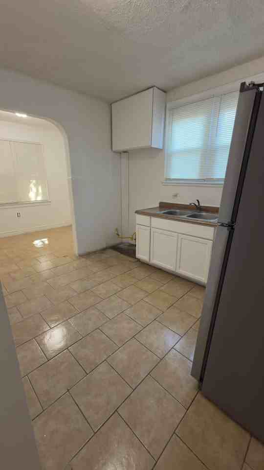 13388 Wilshire Dr #1 - Photo 5 of 13