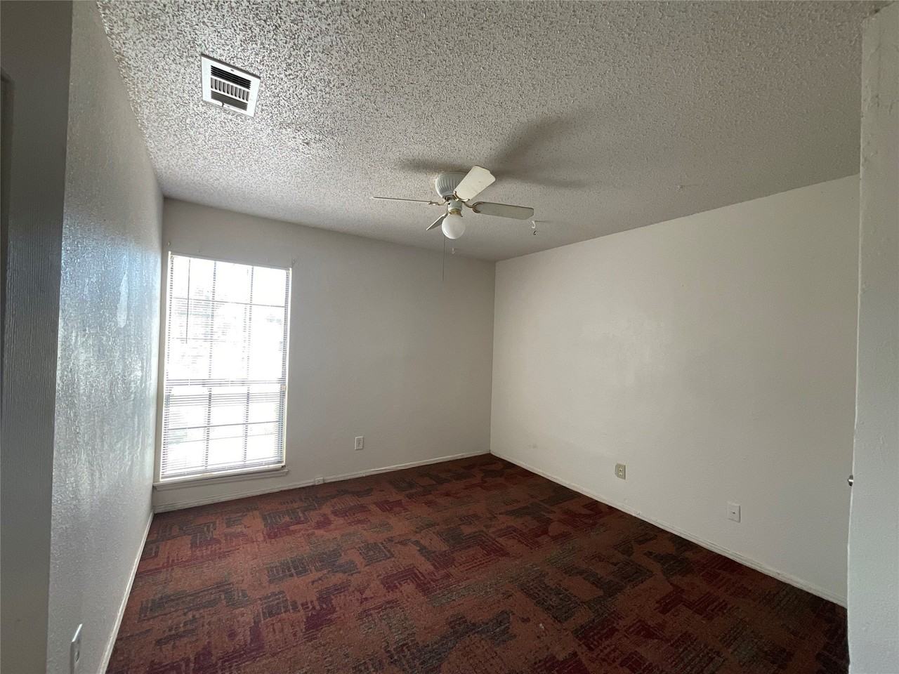 7017 Christina Ln - Photo 6 of 12