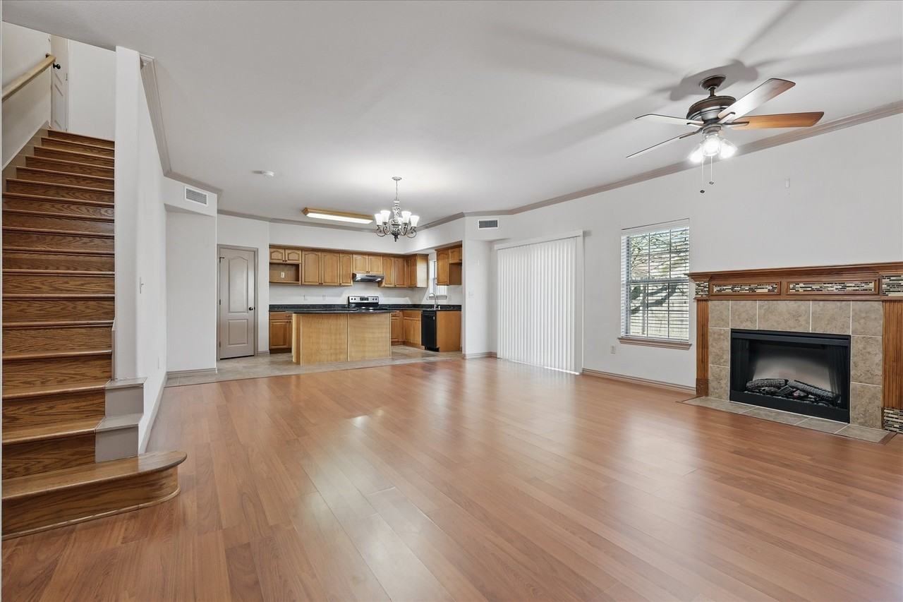 3709 Pearl Trl - Photo 5 of 27