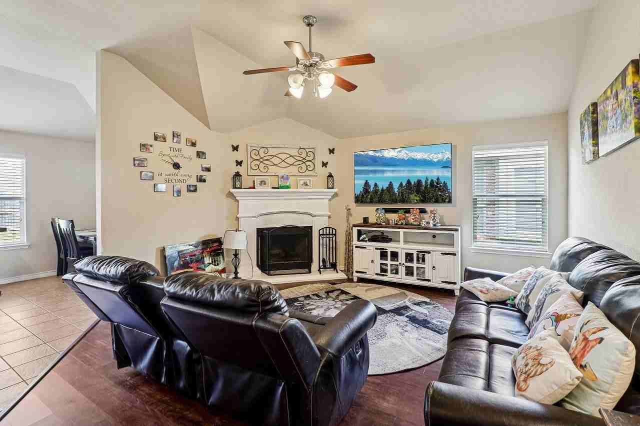 8221 Mule Deer Run - Photo 4 of 19