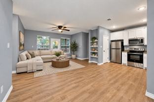 2909 S Scullin Ave - Photo 1 of 1