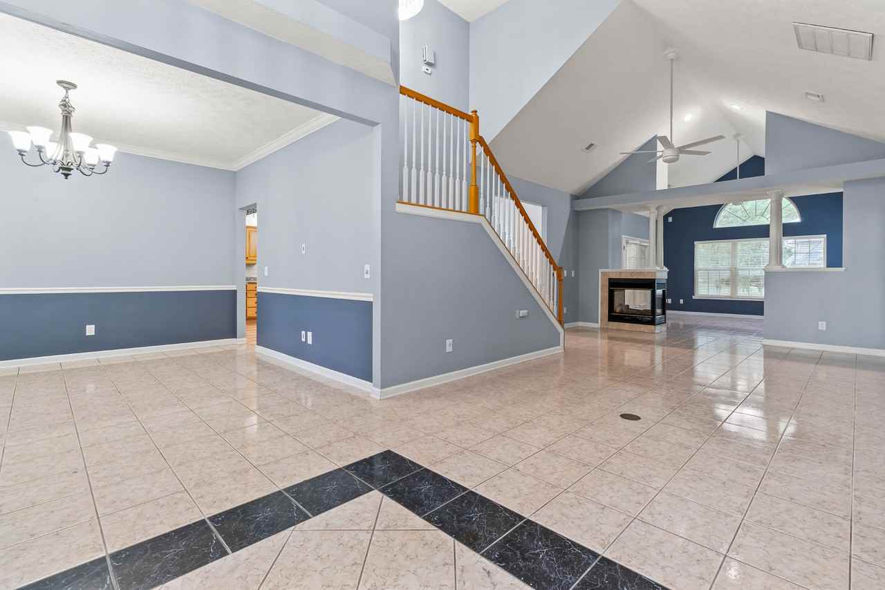 620 Woodbine Ct - Photo 5 of 25