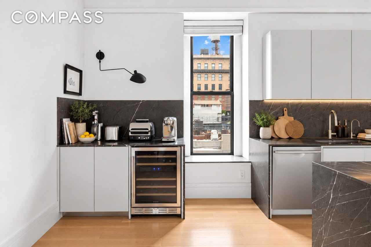 682 Broadway #8 - Photo 3 of 19