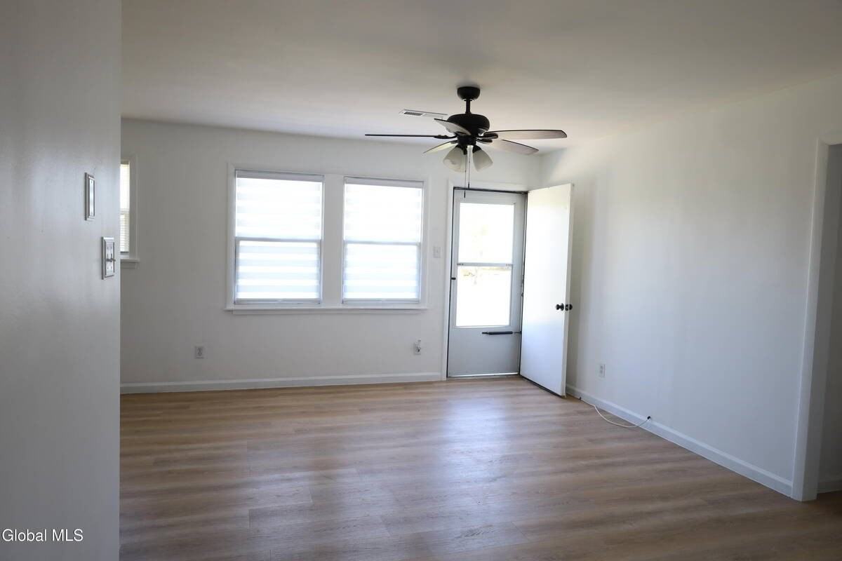 988A Township Rd - Photo 4 of 24