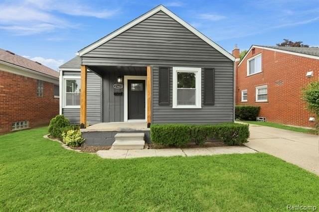 21625 Trombly St - Photo 2 of 23