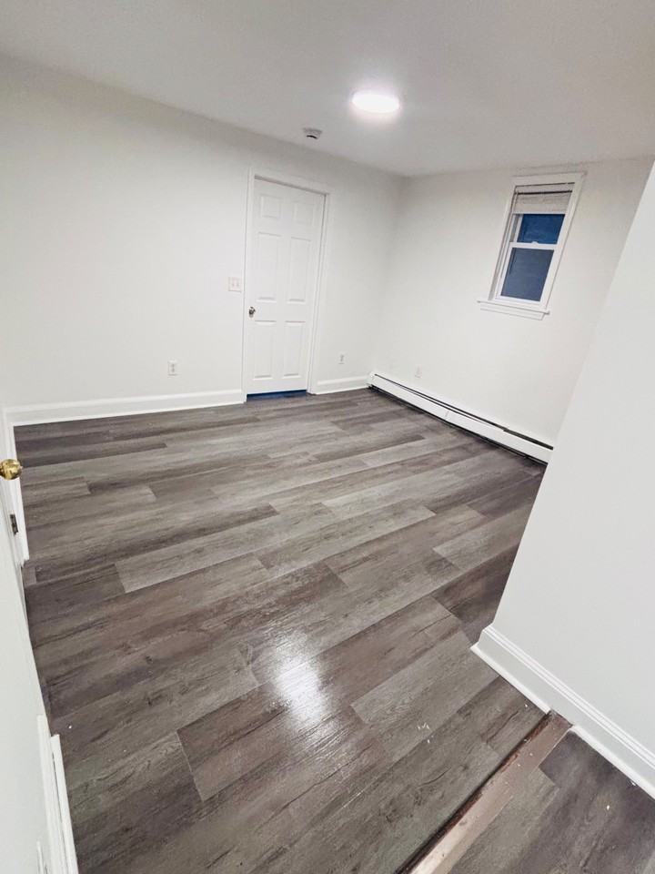 77 Division St #2 - Photo 3 of 4