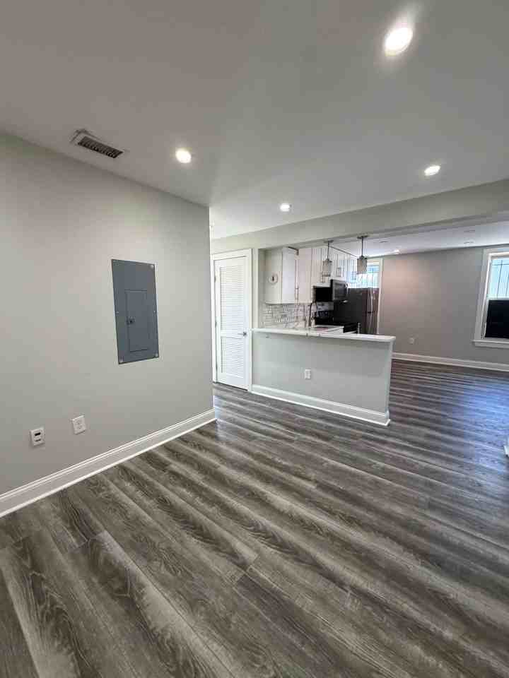 3109 Martin Luther King Jr Ave Se - Photo 4 of 28