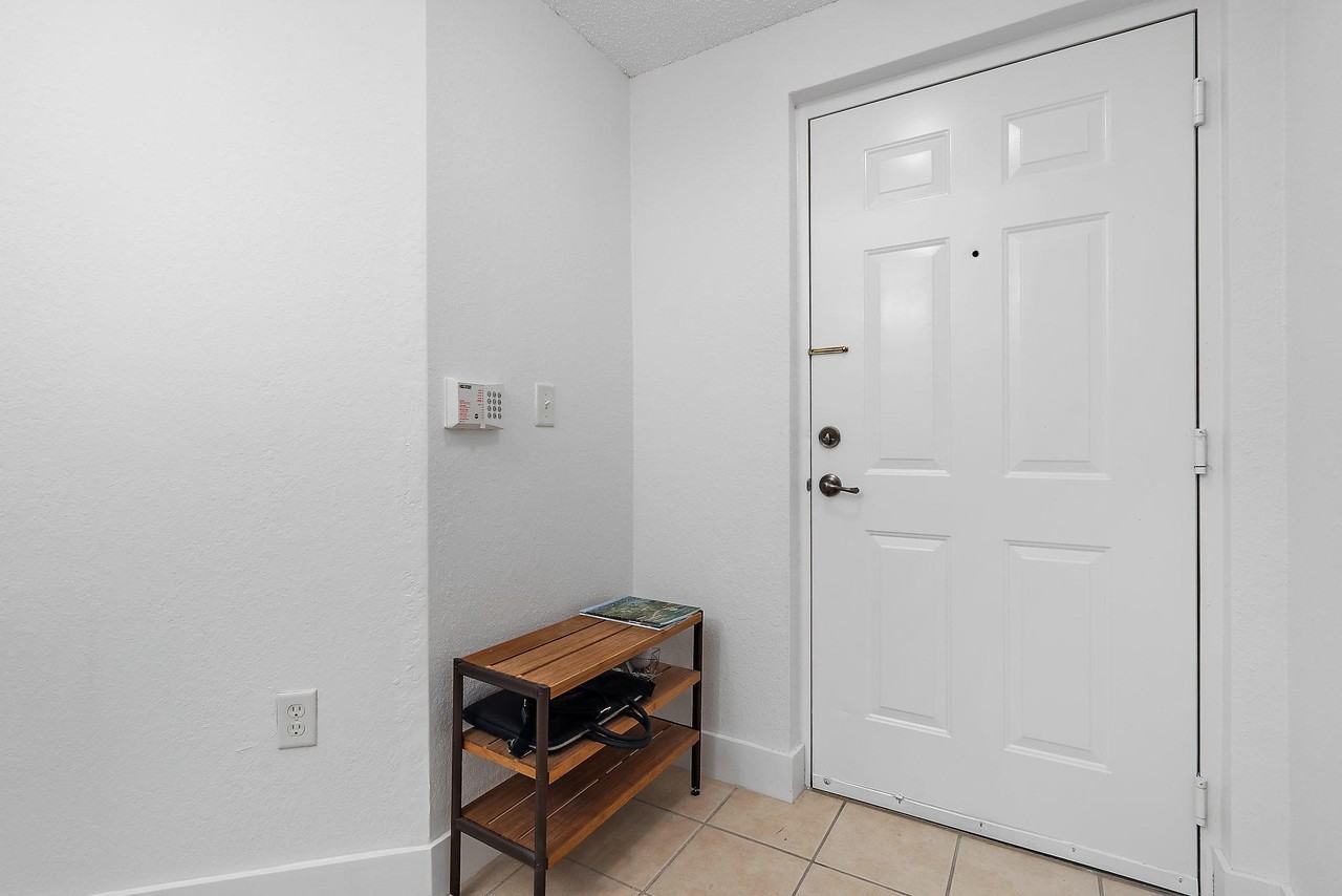 2725 Anzio Ct #205 - Photo 5 of 40