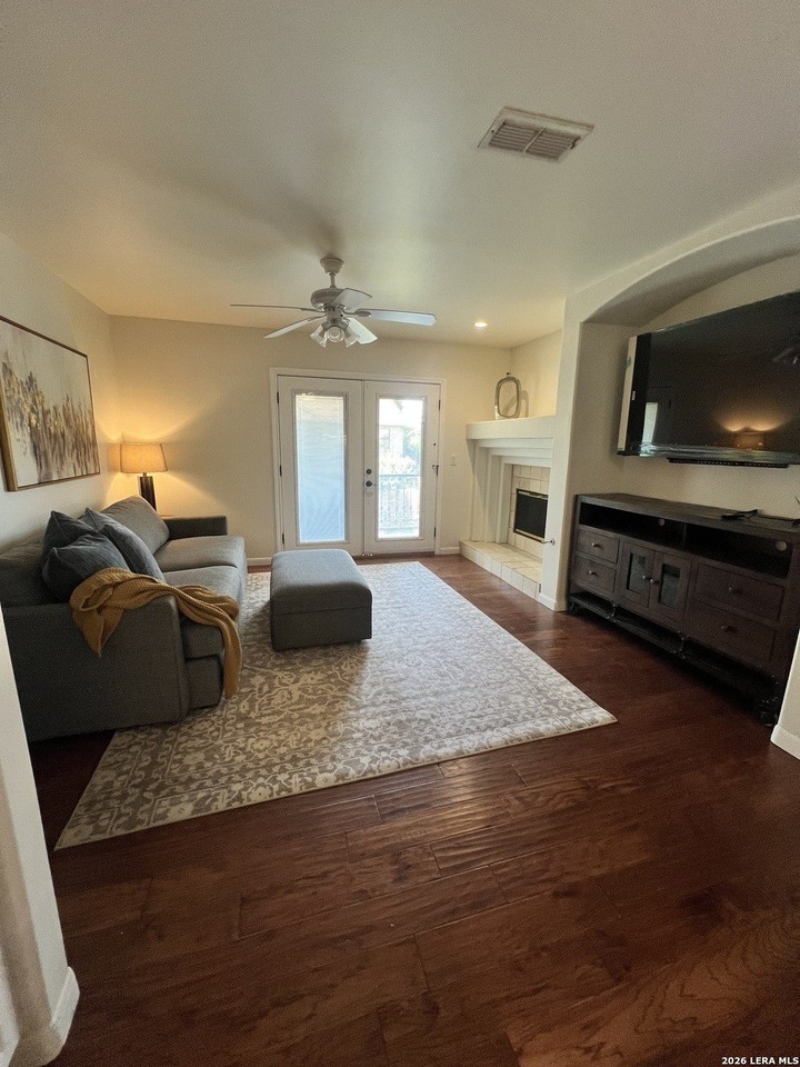 8763 Park Olympia - Photo 2 of 17
