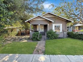 608 E Mistletoe Ave - Photo 1 of 1