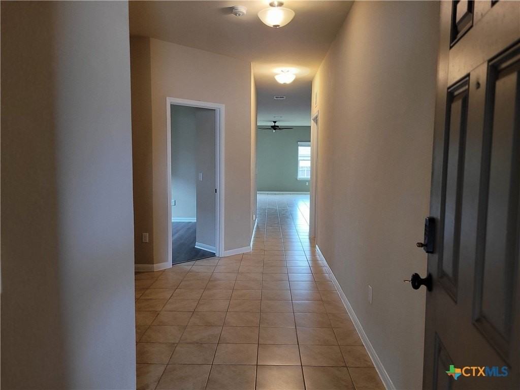 504 Sabina Dr - Photo 3 of 27