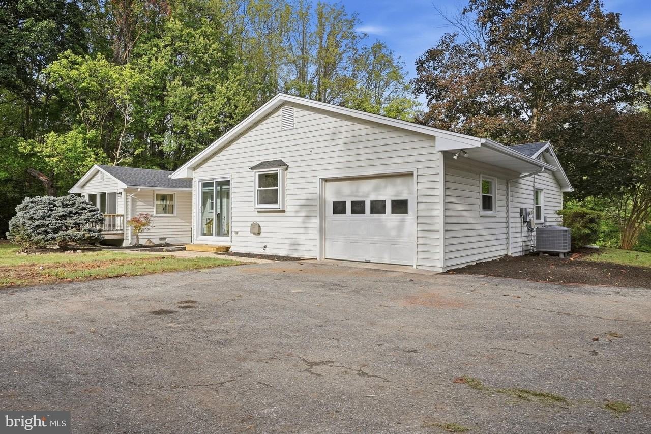 2775 Southaven Rd - Photo 2 of 50
