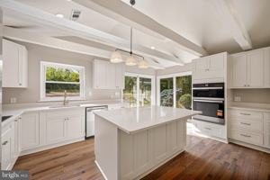 featured image of 2775 Southaven Rd