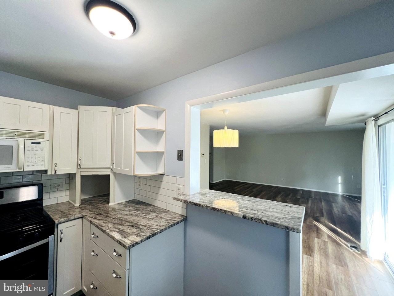382 Homeland Southway #2B - Photo 5 of 23