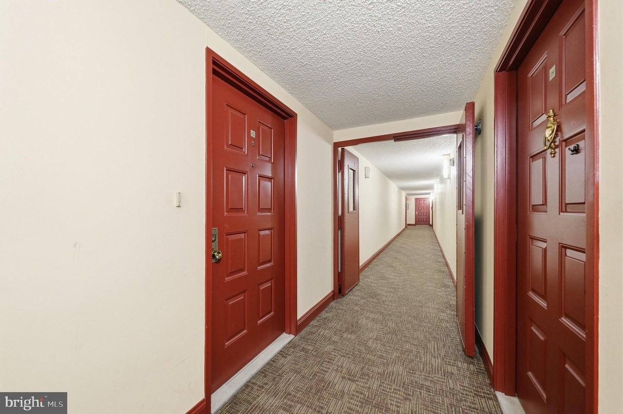 15201 Elkridge Way #93-1C - Photo 4 of 50