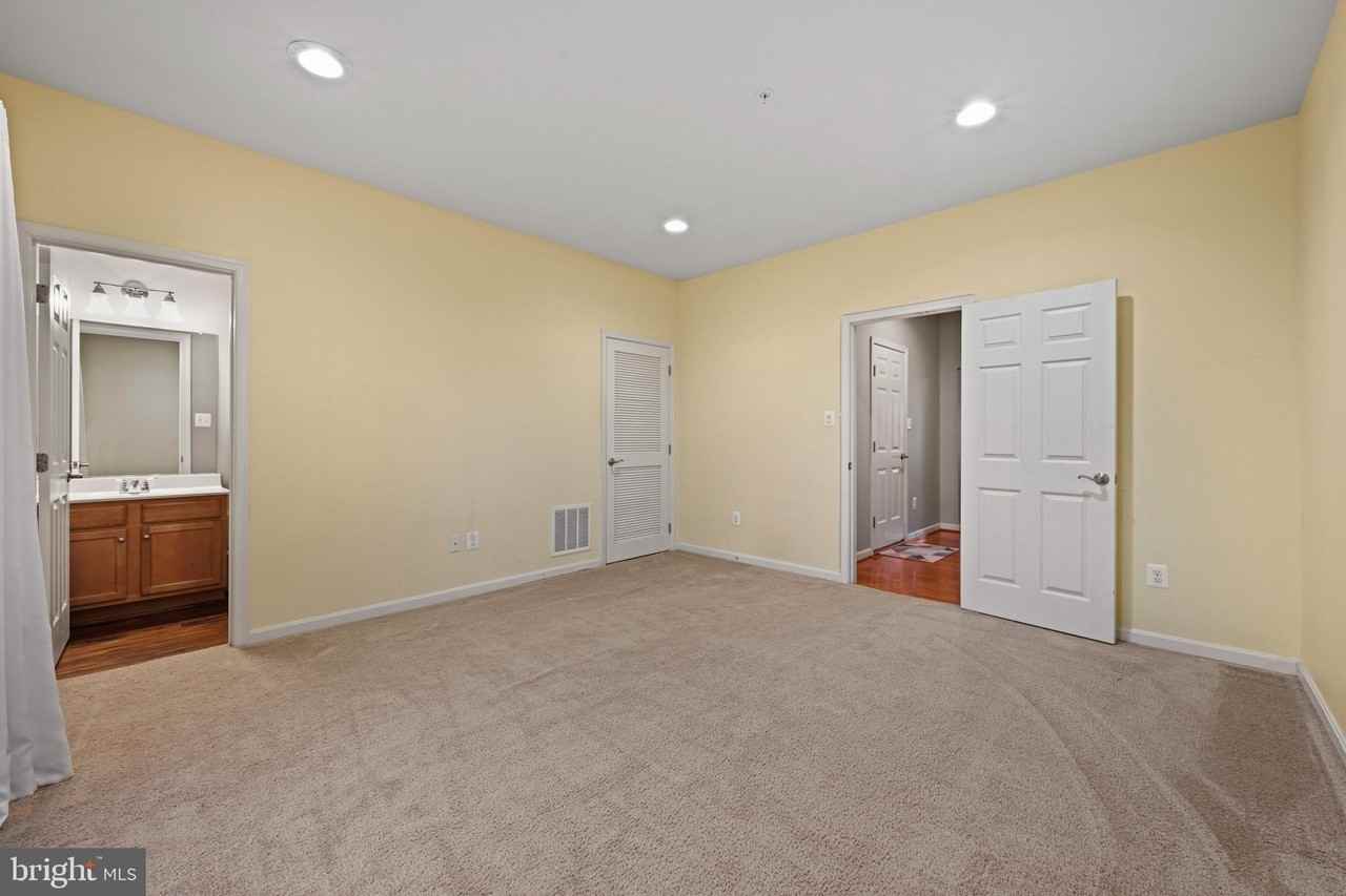 44574 River Otter Dr - Photo 4 of 22