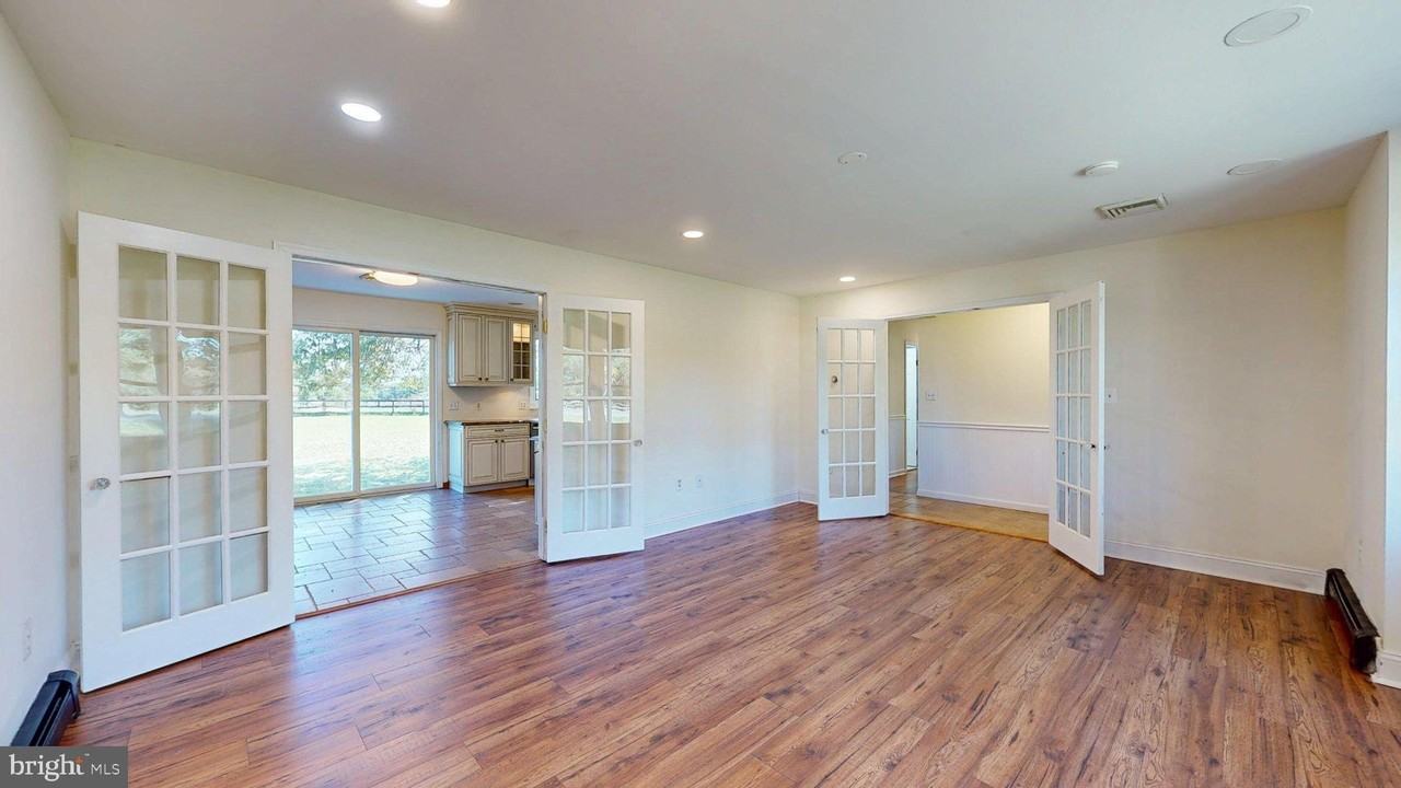 27 Reeves Station Rd - Photo 3 of 30