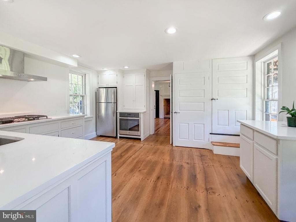 49 Rope Walk Rd - Photo 4 of 44