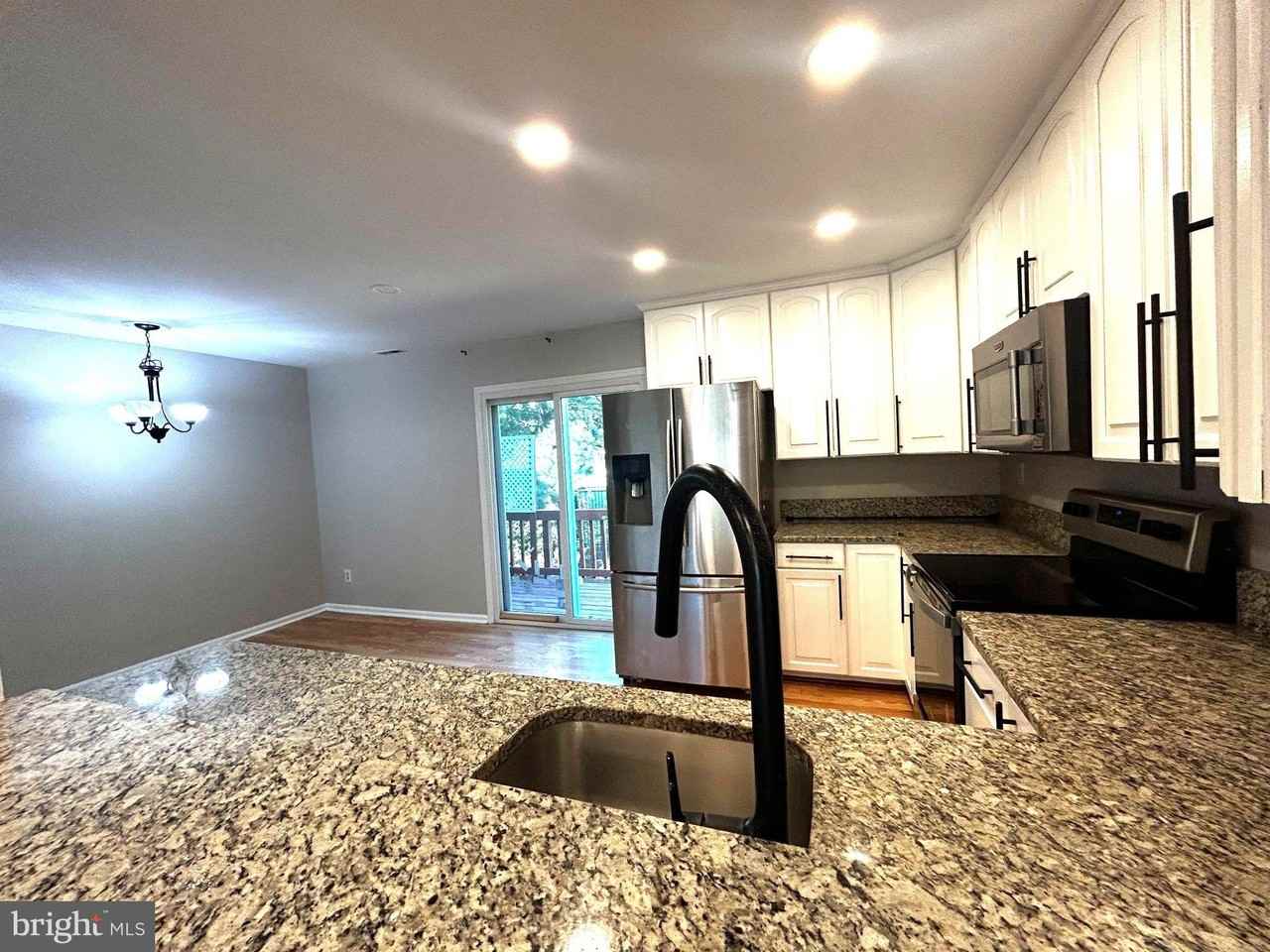 4134 Pleasant Meadow Ct - Photo 7 of 25