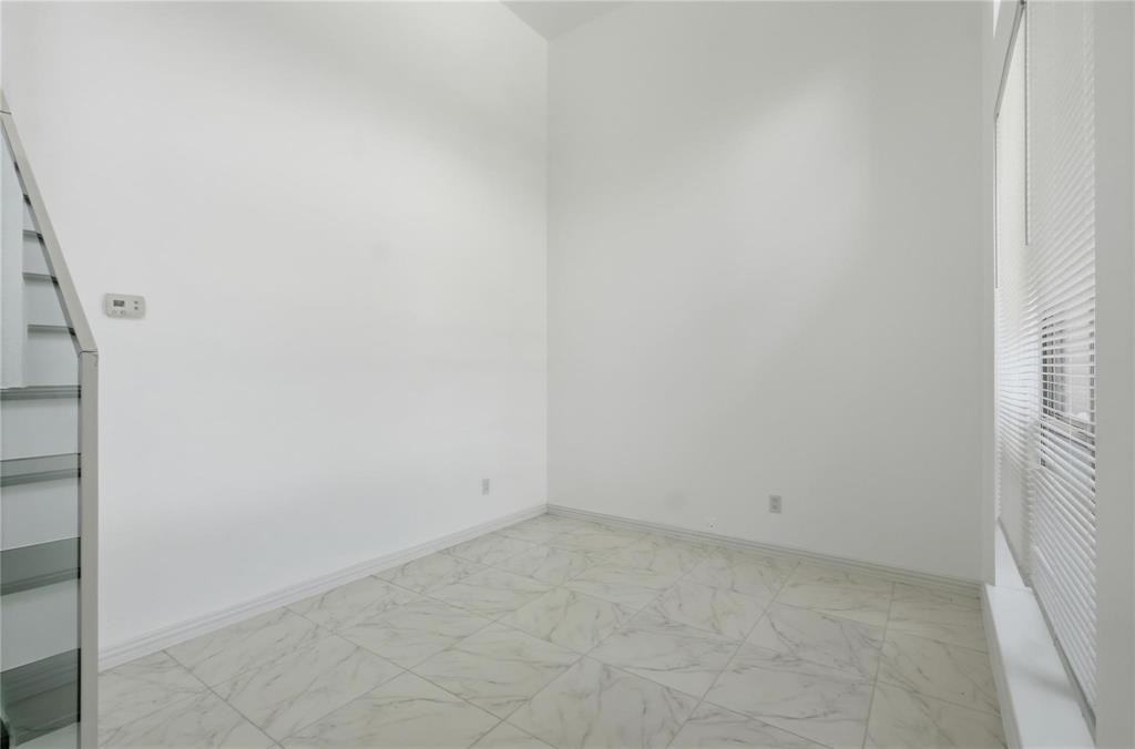 5001 Spicewood Dr - Photo 6 of 29