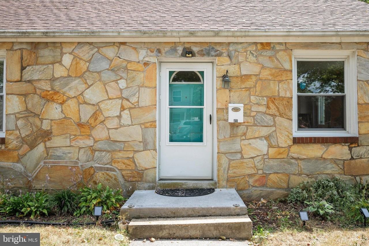 1508 S Loudoun St - Photo 4 of 33