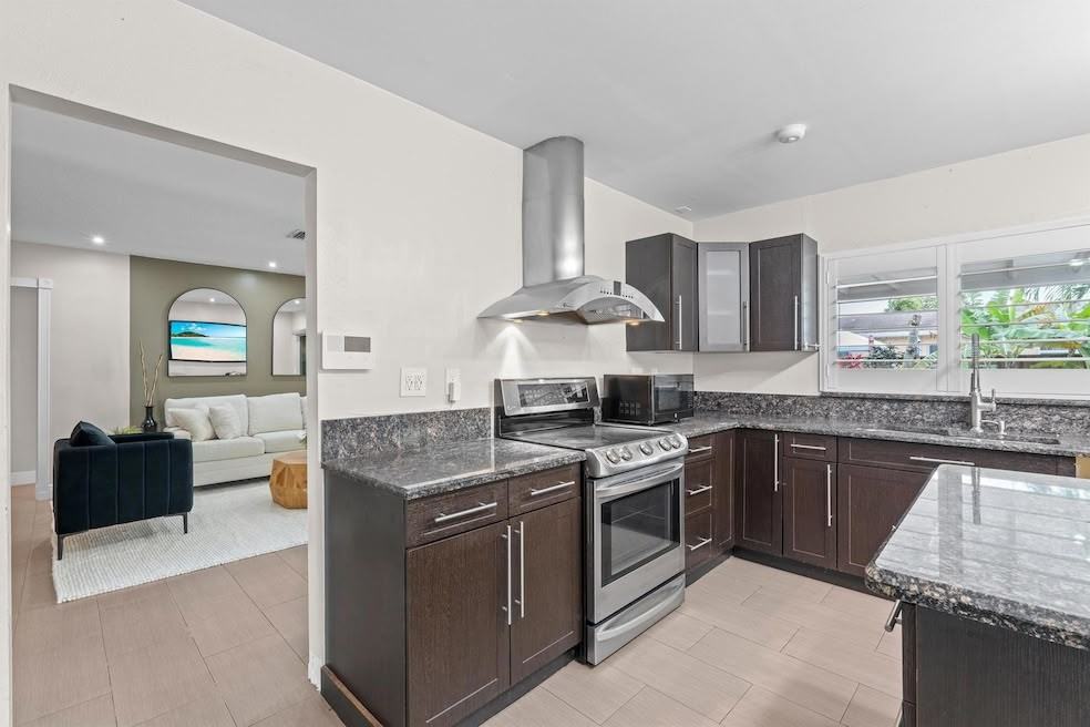 6327 Gentle Ben Circle - Photo 4 of 20