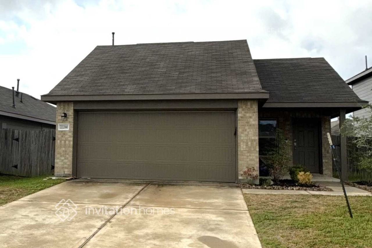 22286 Stoney Ravine Dr
