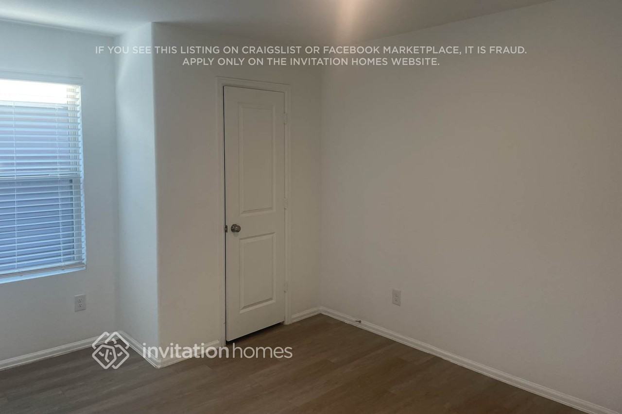 22286 Stoney Ravine Dr - Photo 7 of 12