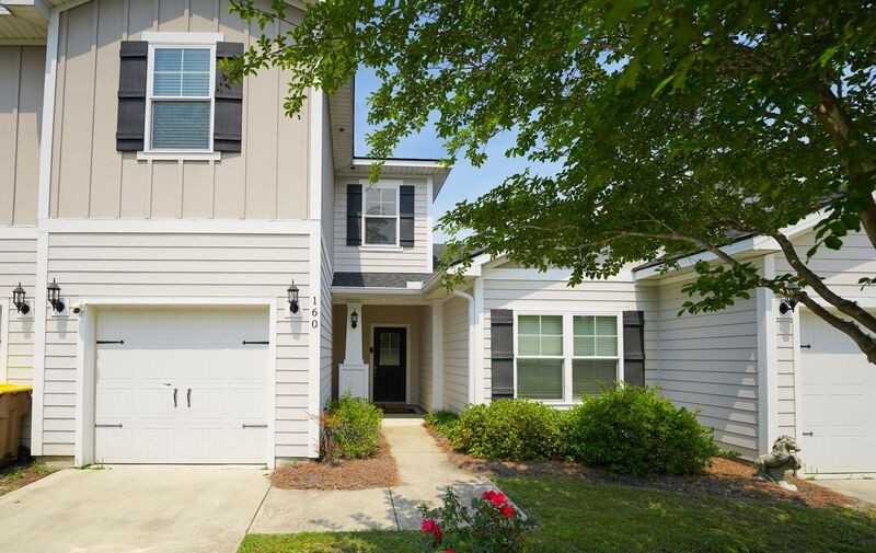 160 Lake Lily Dr - Photo 3 of 31