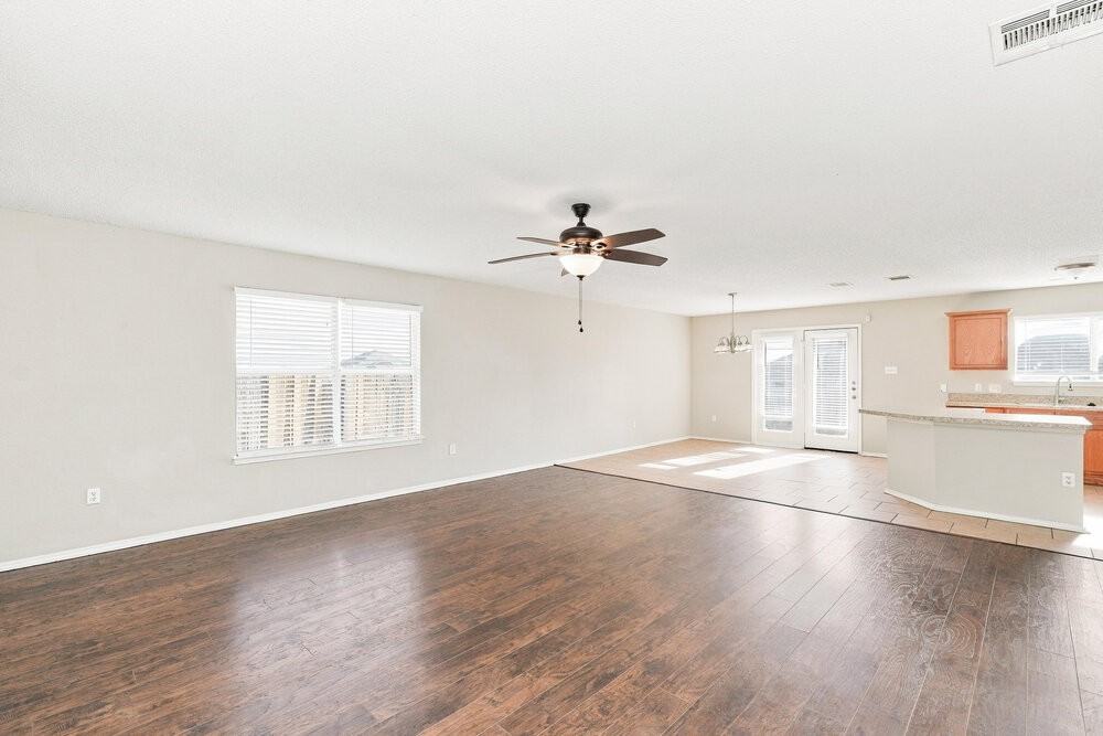 9209 Saint Martin Rd - Photo 3 of 16