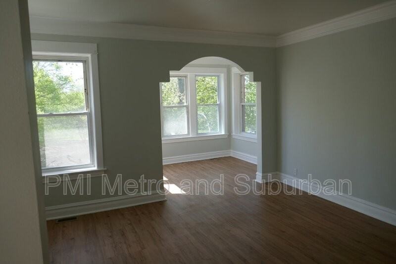 4053 N Long Ave - Photo 2 of 18