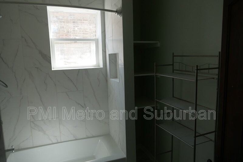 4053 N Long Ave - Photo 6 of 18