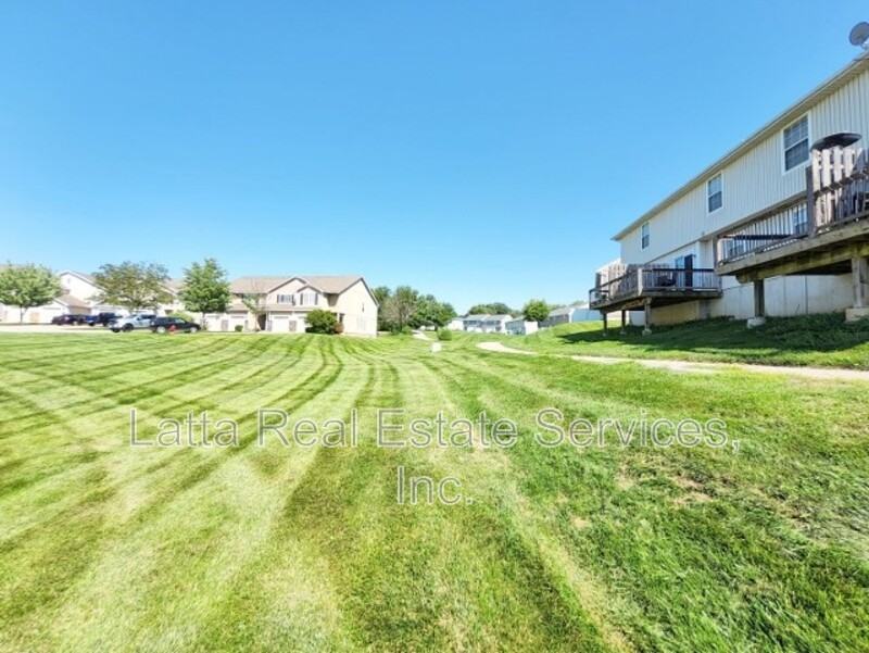 3323 Sw Iron Creek Dr - Photo 3 of 3