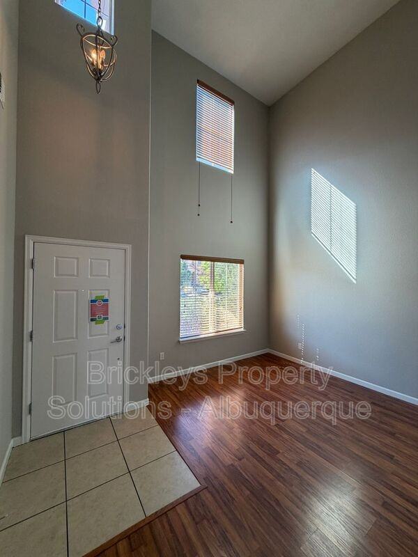 418 Paseo Roja Pl Ne - Photo 4 of 43
